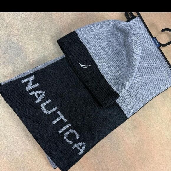 Nautica Men's Black and Grey Scarf-wraps - Picture 5 of 7